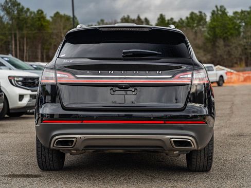 Used 2021 Lincoln Nautilus Reserve w/ Monochromatic Package image 6