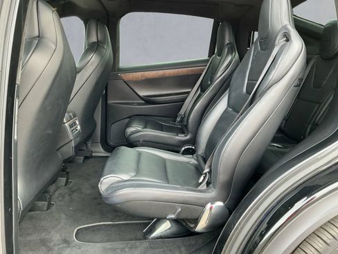 Used 2017 Tesla Model X 100D image 14