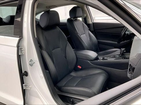 Used 2023 Honda Accord EX-L image 7