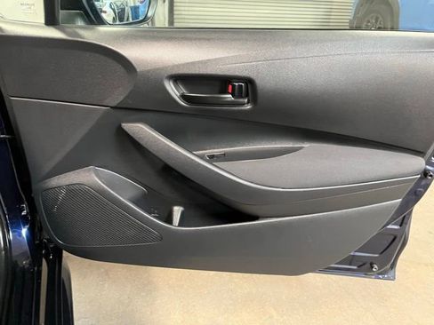 Used 2023 Toyota Corolla LE FWD image 11