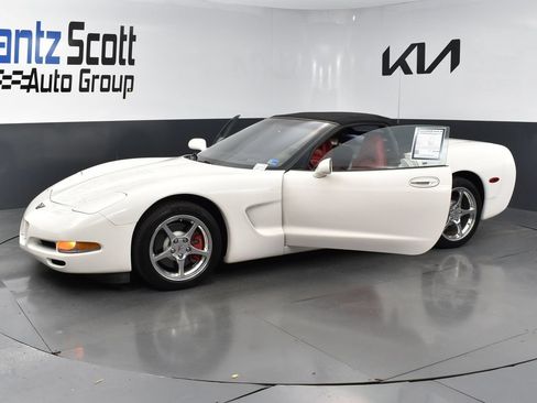 Used 2002 Chevrolet Corvette Convertible w/ Preferred Equipment Group2 RWD image 26