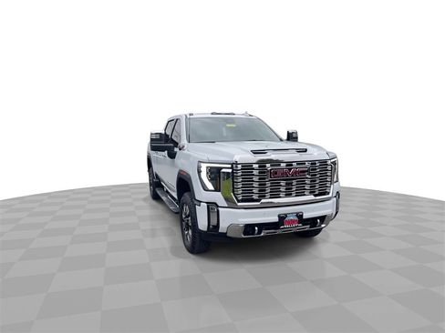 New 2026 GMC Sierra 3500 Denali w/ Denali Reserve Package image 2
