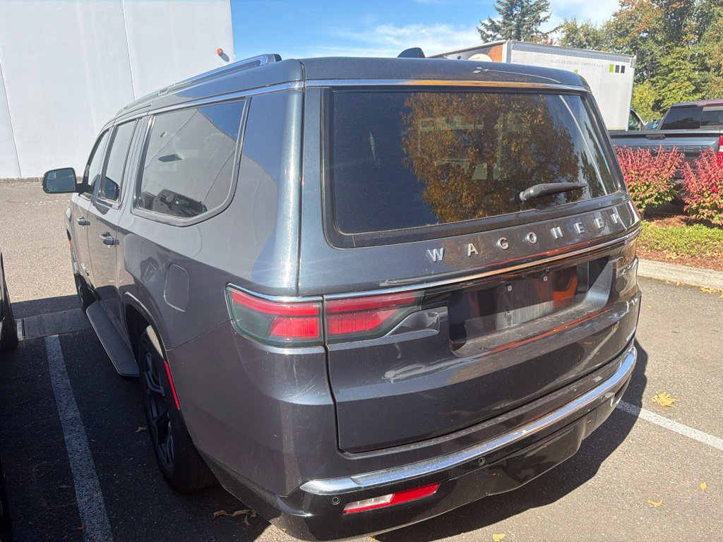Certified 2024 Jeep Wagoneer L Series III w/ Flexible Seating Group AWD/4WD image 6