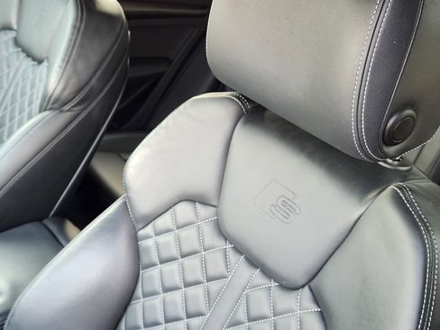 Used 2021 Audi SQ5 Prestige image 13
