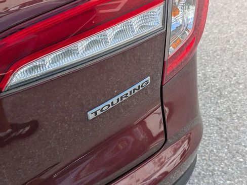 Used 2022 Honda Pilot Touring image 16