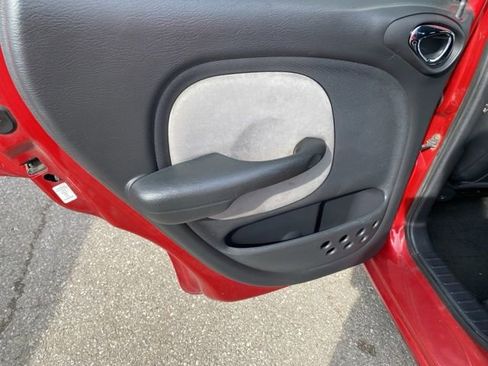 Used 2003 Chrysler PT Cruiser Limited image 19