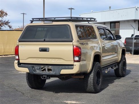 Used 2019 Toyota Tacoma 4x4 Double Cab image 3