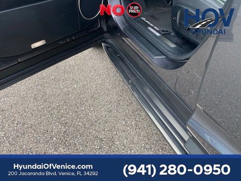 Used 2022 Lexus RX 350L Luxury w/ Accessory Package (Z1) FWD image 12