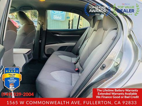 Used 2020 Toyota Camry LE FWD image 17