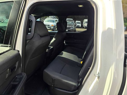 Certified 2025 Toyota Tacoma SR5 image 19