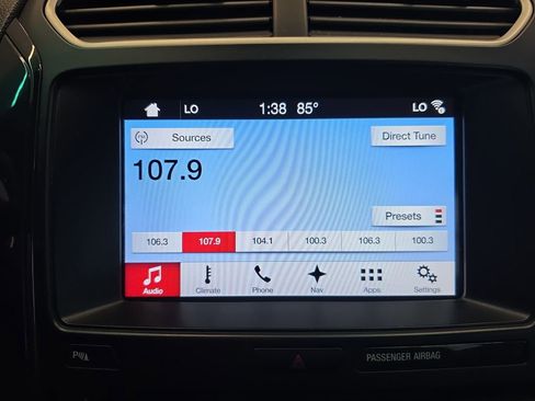 Used 2017 Ford Explorer XLT w/ Equipment Group 202A FWD image 24