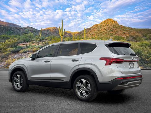 Used 2023 Hyundai Santa Fe SE w/ Cargo Package AWD/4WD image 8