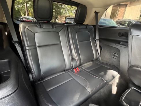 Used 2020 Lincoln Aviator Reserve w/ Equipment Group 202A image 14