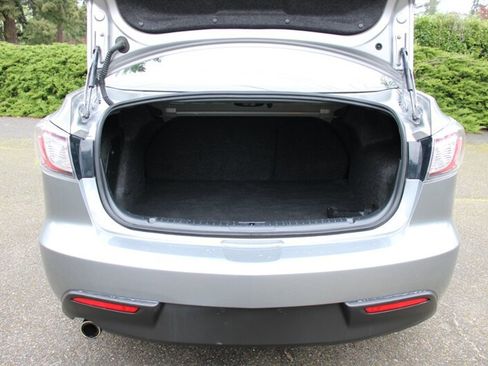 Used 2010 MAZDA MAZDA3 i Touring image 16