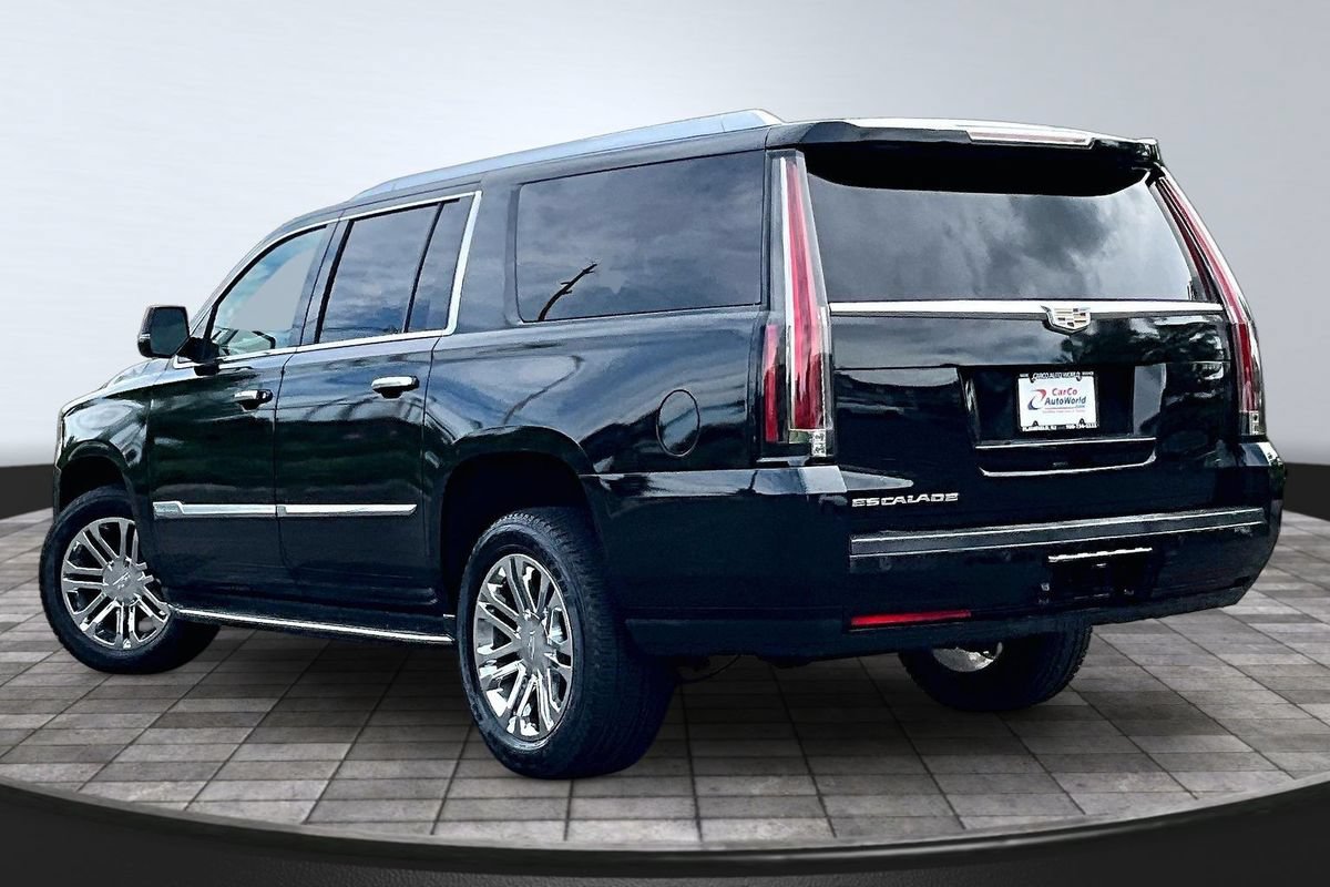 Used 2016 Cadillac Escalade ESV 2WD image 7