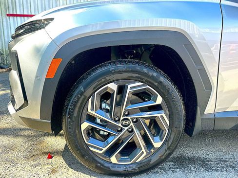 New 2026 Hyundai Tucson Limited image 19