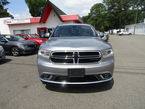 Used 2018 Dodge Durango SXT w/ Quick Order Package 2BB AWD/4WD image 3