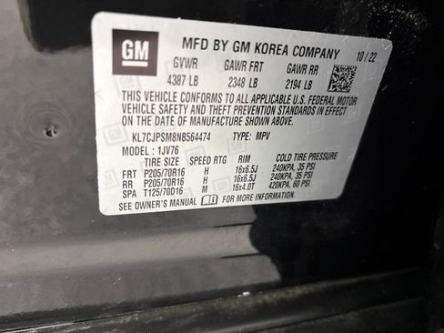 Used 2022 Chevrolet Trax LT w/ LT Convenience Package image 15