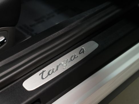 Used 2017 Porsche 911 Targa 4 image 79