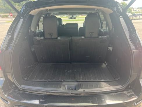 Used 2020 Nissan Pathfinder SL FWD image 5