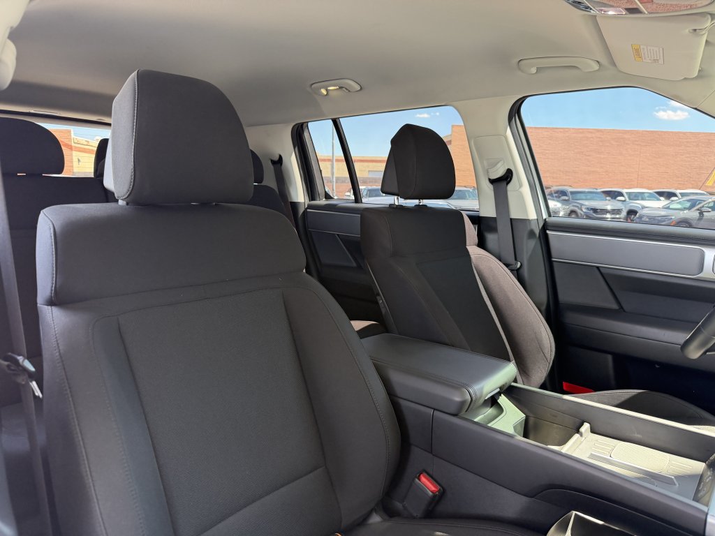 Used 2024 Hyundai Santa Fe SE FWD image 40