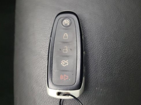 Used 2015 Ford Escape Titanium w/ Equipment Group 301A FWD image 32