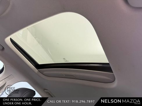 Used 2016 Ford Fusion Titanium FWD image 19