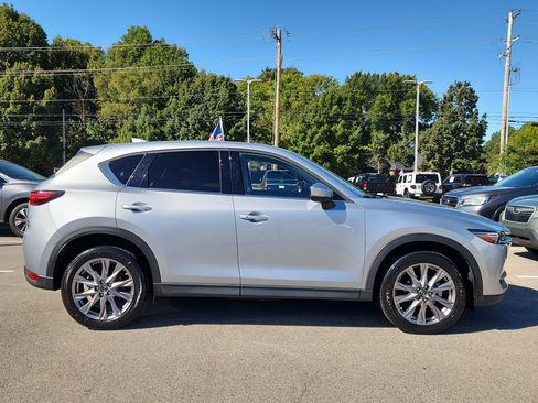 Used 2020 MAZDA CX-5 Grand Touring image 2