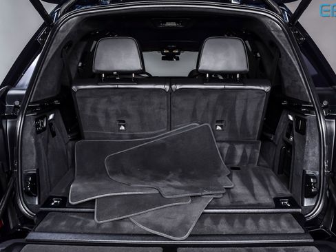 Used 2024 BMW X7 xDrive40i w/ M Sport Package image 14