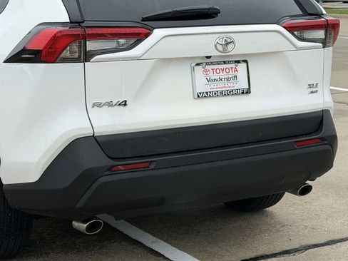 Certified 2025 Toyota RAV4 XLE AWD/4WD image 6