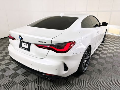 Used 2022 BMW 430i Coupe w/ Convenience Package RWD image 3