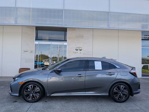 Used 2018 Honda Civic EX-L image 3