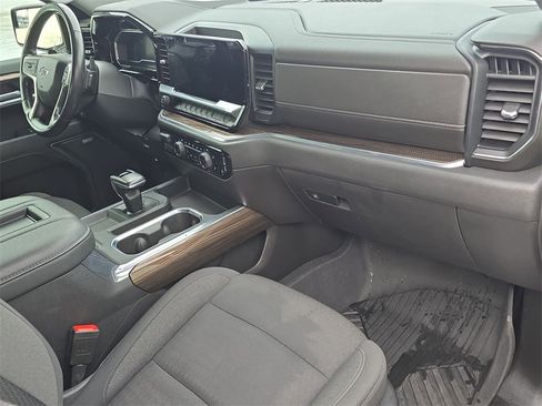 Used 2022 Chevrolet Silverado 1500 LT Trail Boss w/ Convenience Package II image 30