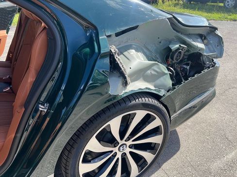 Used 2026 Bentley Flying Spur Plug-In Hybrid AWD/4WD image 23