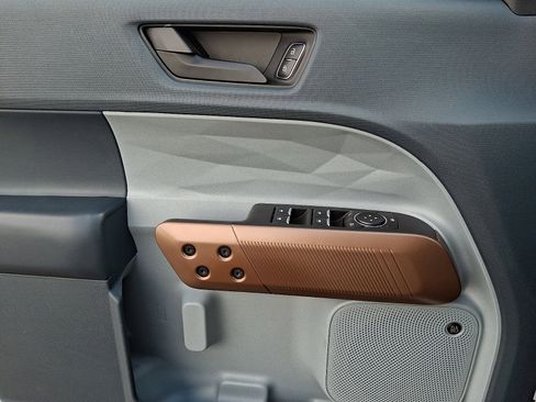 Used 2022 Ford Maverick Lariat w/ Lariat Luxury Package image 21