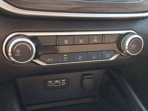 Used 2024 Nissan Altima 2.5 SV image 15