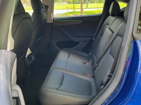 Used 2026 Tesla Model Y Long Range image 40