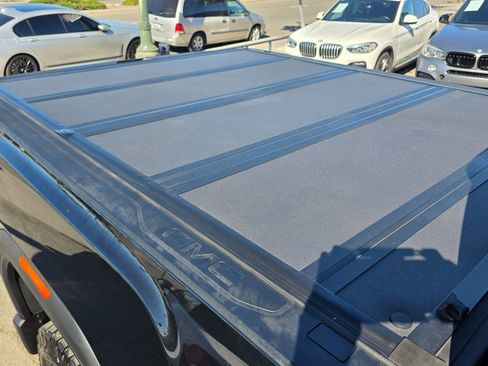 Used 2021 GMC Sierra 3500 Denali w/ Denali Black Diamond Edition image 12