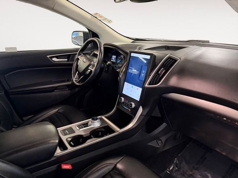 Used 2023 Ford Edge SEL AWD/4WD image 9