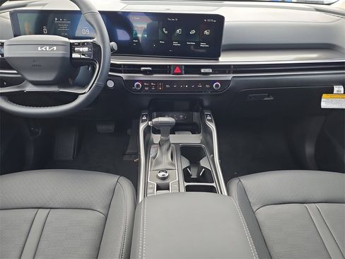 New 2026 Kia Sorento S image 14