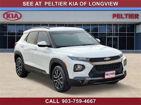 Used 2022 Chevrolet TrailBlazer ACTIV w/ Convenience Package image 1