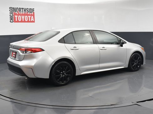 Used 2023 Toyota Corolla LE FWD image 4