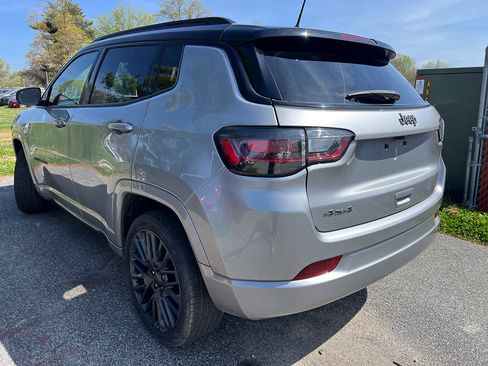 Used 2022 Jeep Compass High Altitude image 2