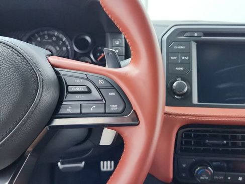 Used 2024 Nissan GT-R Premium w/ Premium Interior Package image 18
