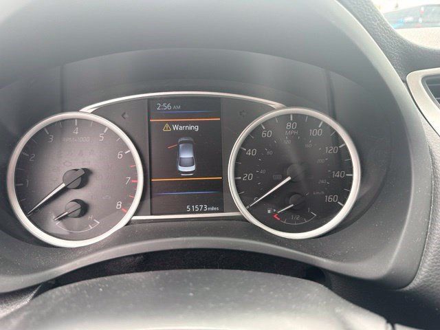 Used 2019 Nissan Sentra SV FWD image 2