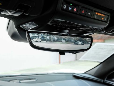 Used 2025 Chevrolet Corvette Stingray Preferred Conv w/ 2LT image 25