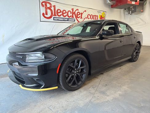 Used 2021 Dodge Charger R/T w/ Blacktop Package image 2