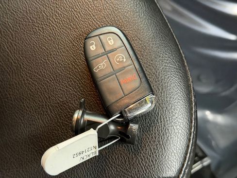 Used 2022 Jeep Compass Latitude w/ Convenience Group image 25