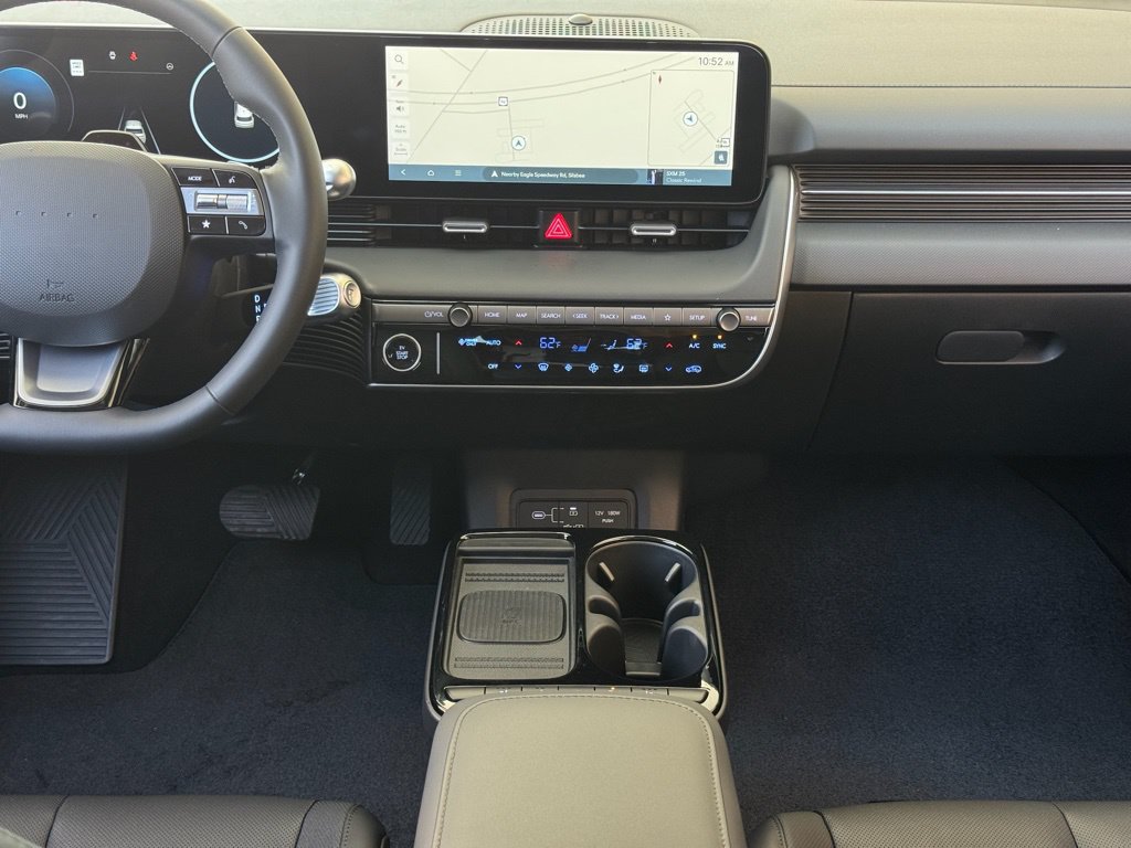 New 2025 Hyundai Ioniq 5 SEL RWD image 3