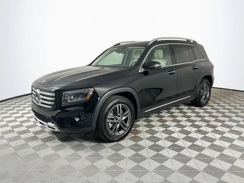 Used 2026 Mercedes-Benz GLB 250 image 3